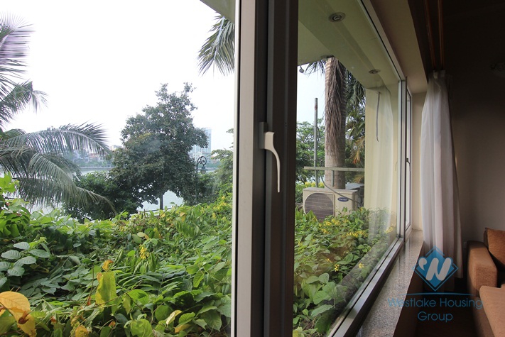 Lakeside two bedroom apartment to rent in Tay Ho